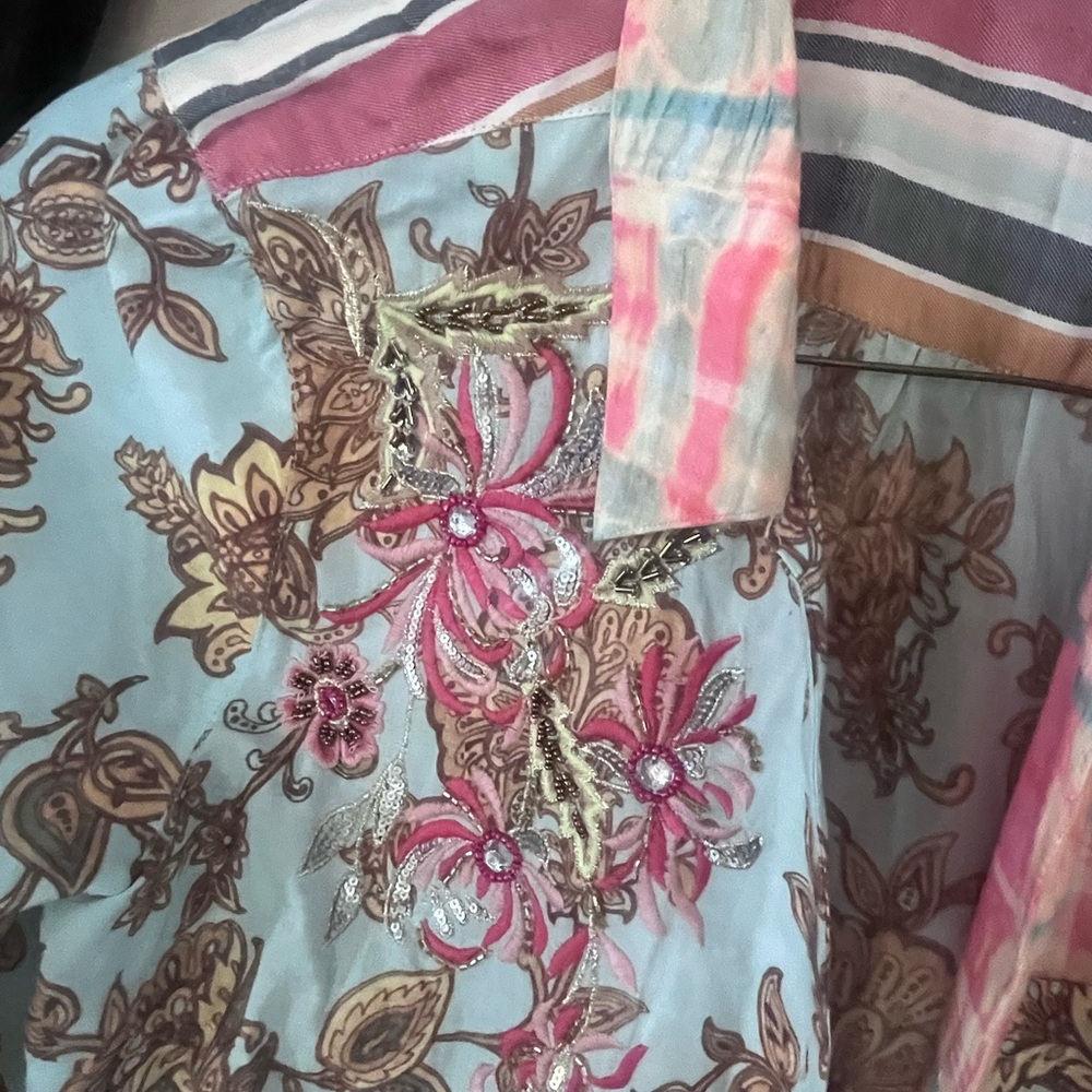 Soft Surroundings Floral Patchwork Button-Up Shir… - image 2